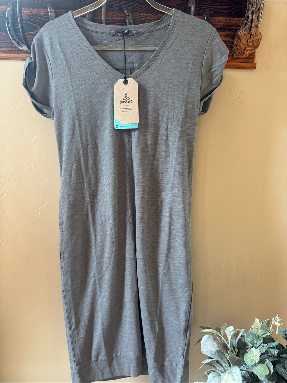 Prana Taxco Gray V-Neck Short Sleeve Dress